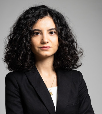 Photo of Claudia Racco